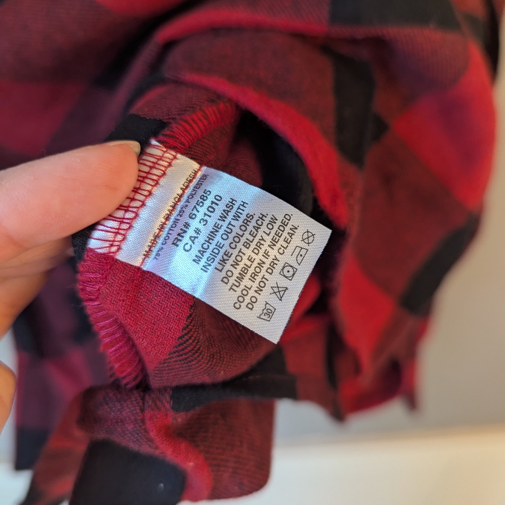 Yellowstone Red and Black Plaid Women's Button Down Shirt - Picture 6 of 6